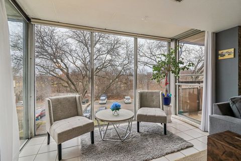 Tiny photo for 1301 N Western Avenue #307, Lake Forest, IL 60045 (MLS # 12575161)