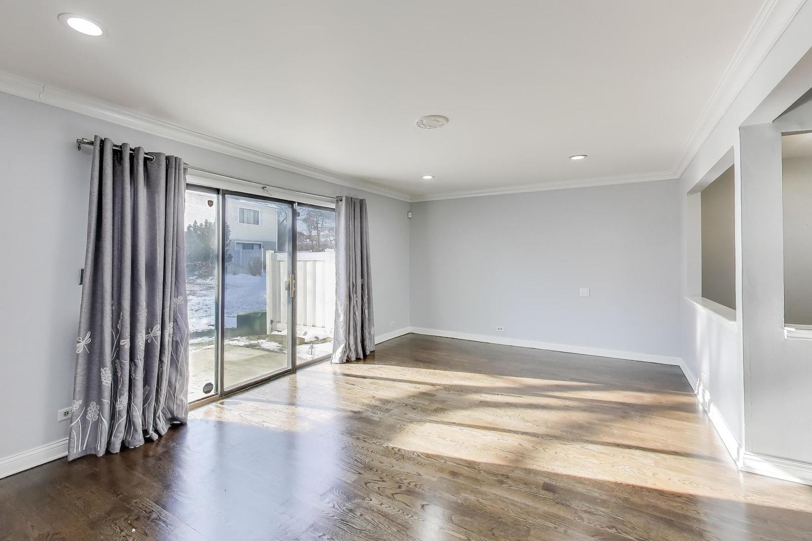 637 Bridgeview Point