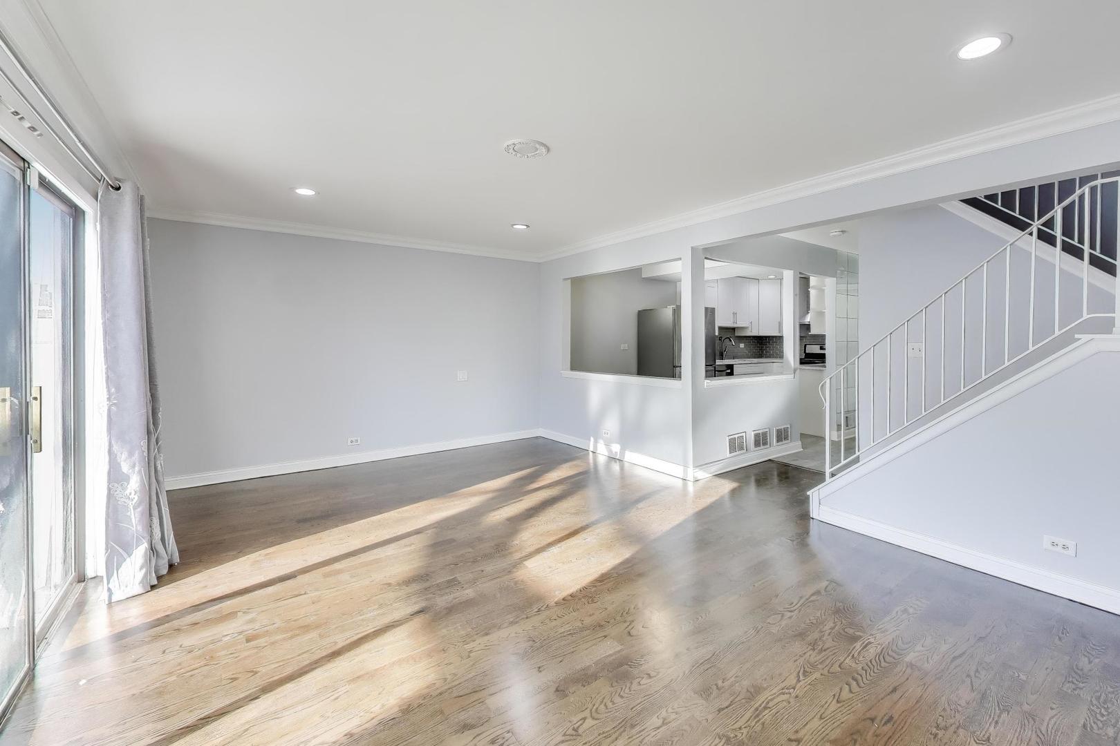 637 Bridgeview Point