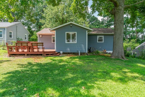 Tiny photo for 2523 Belle Avenue, Davenport, IA 52803 (MLS # 12708493)
