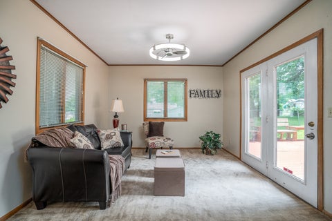 Tiny photo for 2523 Belle Avenue, Davenport, IA 52803 (MLS # 12708493)