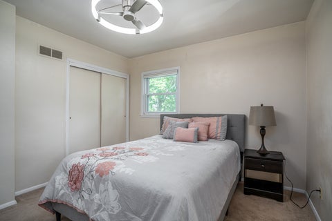 Tiny photo for 2523 Belle Avenue, Davenport, IA 52803 (MLS # 12708493)