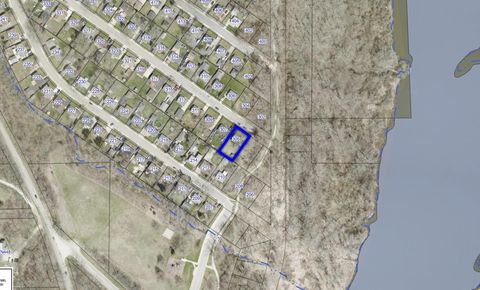 Tiny photo for 305 Four Winds Way, Carpentersville, IL 60110 (MLS # 12500109)