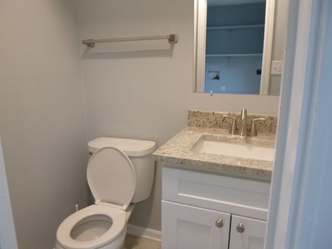 Tiny photo for 305 Four Winds Way, Carpentersville, IL 60110 (MLS # 12500109)