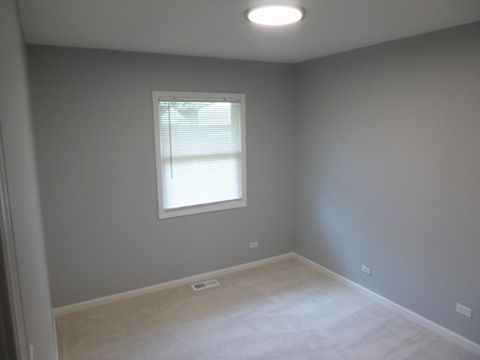 Tiny photo for 305 Four Winds Way, Carpentersville, IL 60110 (MLS # 12500109)