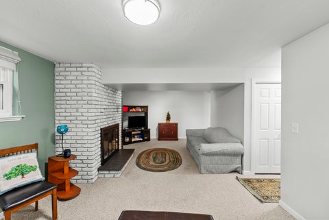 Tiny photo for 5807 FILLMORE Street, Davenport, IA 52806 (MLS # 12759810)