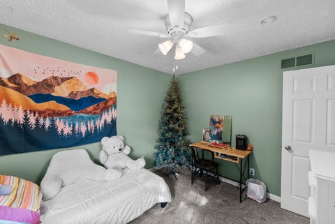 Tiny photo for 5807 FILLMORE Street, Davenport, IA 52806 (MLS # 12759810)