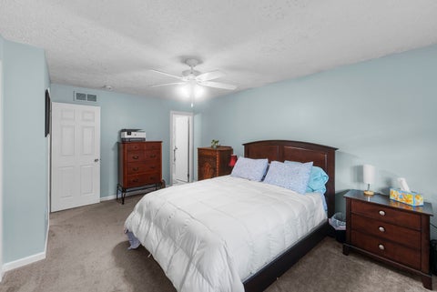 Tiny photo for 5807 FILLMORE Street, Davenport, IA 52806 (MLS # 12759810)