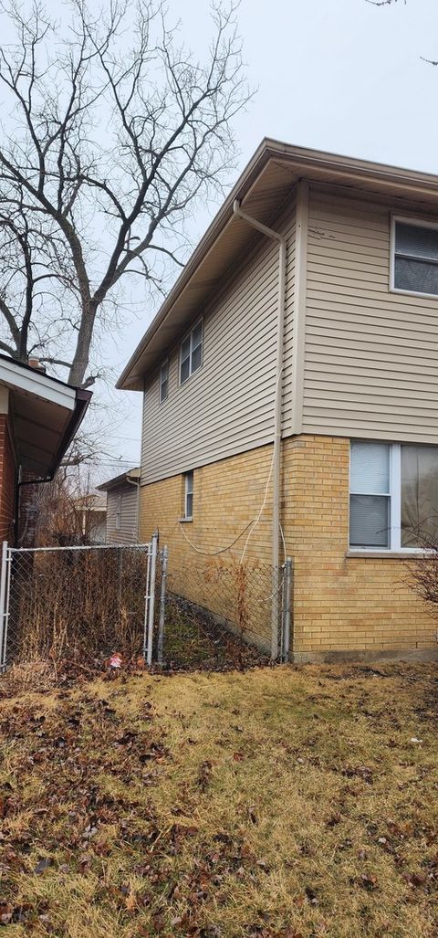 Tiny photo for 11641 S Loomis Street, Chicago, IL 60643 (MLS # 12586799)