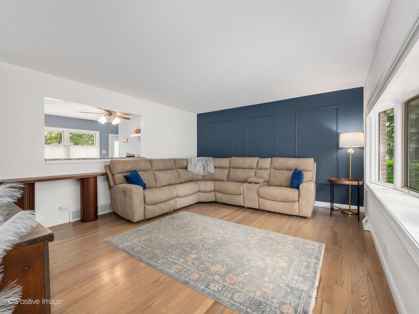 690 W Willow Glen