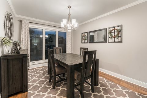 Tiny photo for 716 E Wilson Avenue, Lombard, IL 60148 (MLS # 12515628)