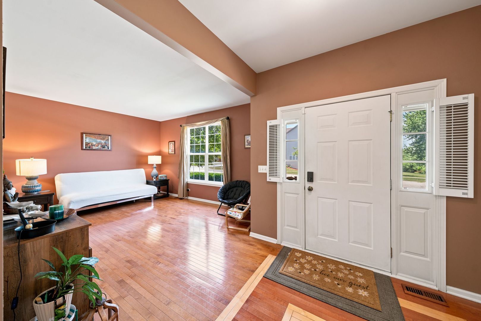 37061 N Bonnie Brae Road