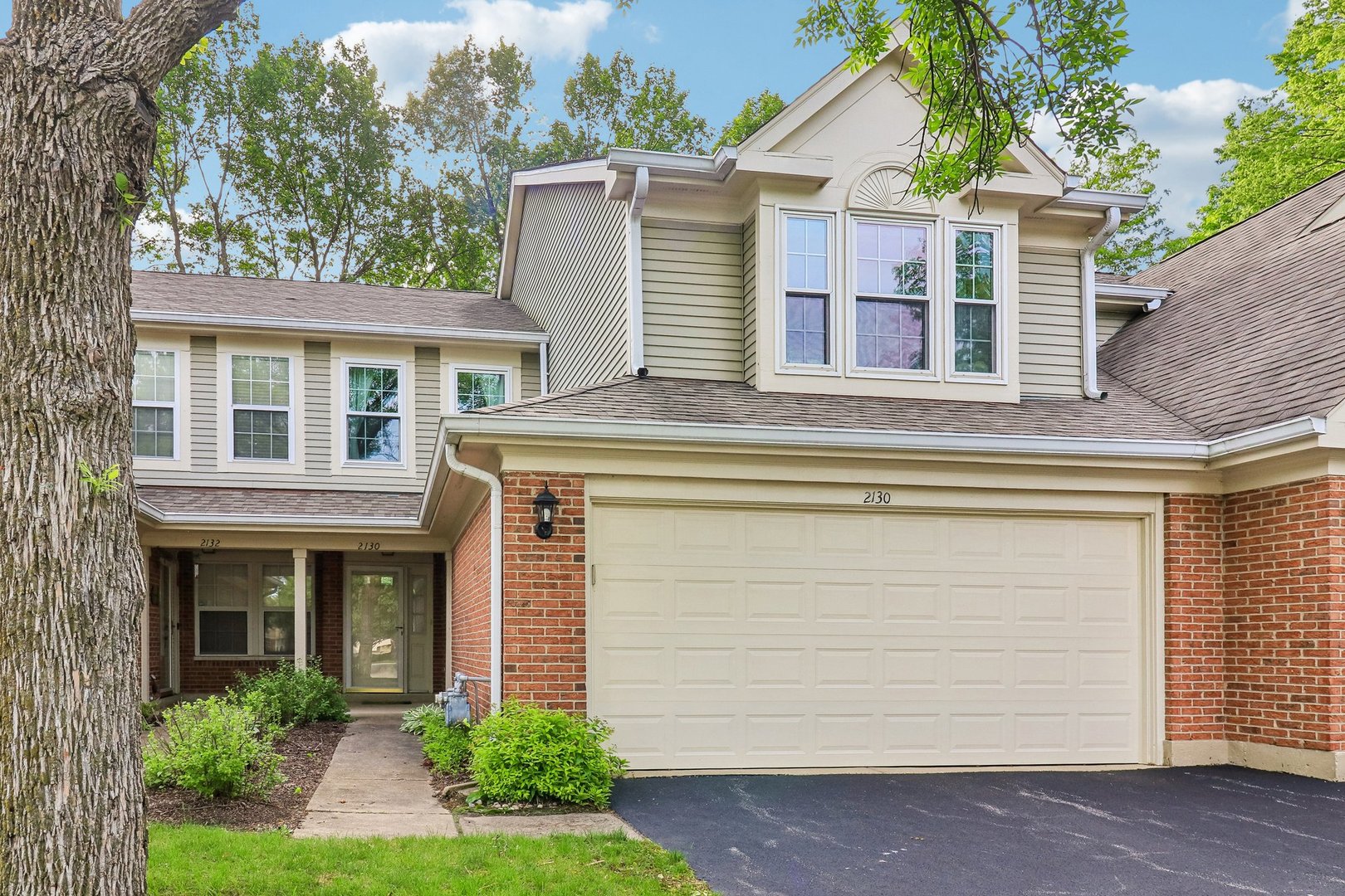 2130 ABERDEEN Court 0