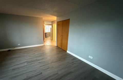 Tiny photo for 6305 Joliet Road #11, Countryside, IL 60525 (MLS # 12527667)