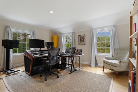 Tiny photo for 2404 Braeburn Avenue, Flossmoor, IL 60422 (MLS # 12644410)