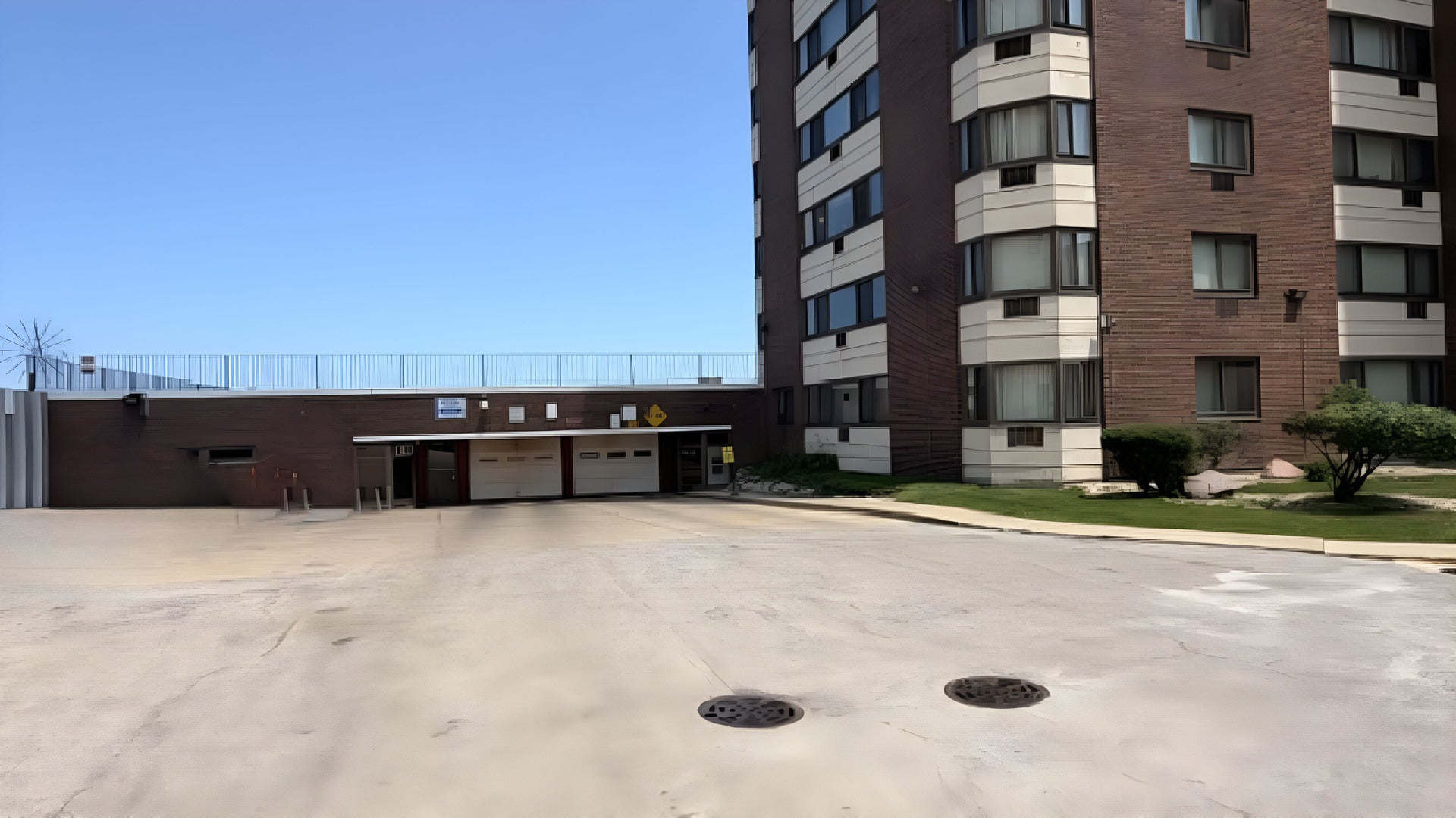 7337 S South Shore Drive 1108