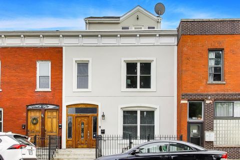 Photo of 2157 W Erie Street, Chicago, IL 60612 (MLS # 12657624)