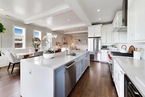 Tiny photo for 2918 N Lakewood Avenue #2, Chicago, IL 60657 (MLS # 12739565)