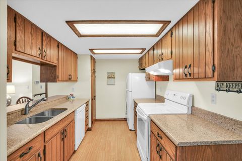 Tiny photo for 202 Spring Circle #0, Urbana, IL 61802 (MLS # 12518878)