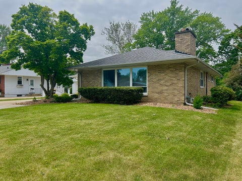 Tiny photo for 804 Grant Street, Harvard, IL 60033 (MLS # 12650557)