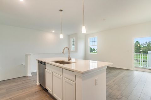 Tiny photo for 424 Comstock Road, South Elgin, IL 60177 (MLS # 12546700)