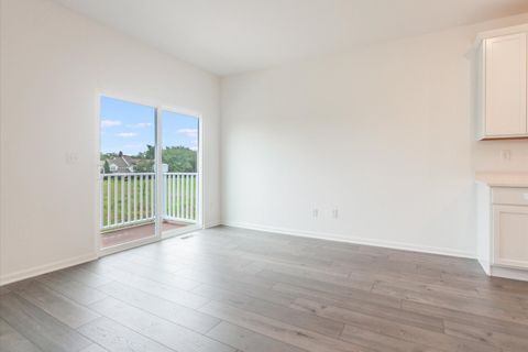 Tiny photo for 424 Comstock Road, South Elgin, IL 60177 (MLS # 12546700)