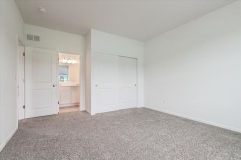 Tiny photo for 424 Comstock Road, South Elgin, IL 60177 (MLS # 12546700)