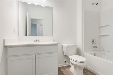 Tiny photo for 424 Comstock Road, South Elgin, IL 60177 (MLS # 12546700)