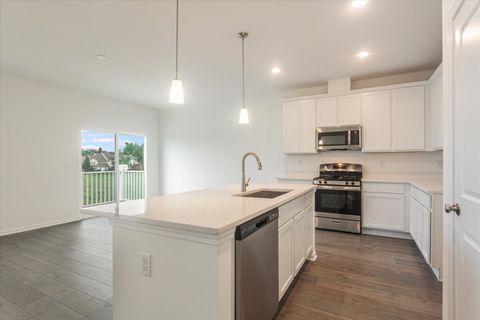 Tiny photo for 424 Comstock Road, South Elgin, IL 60177 (MLS # 12546700)