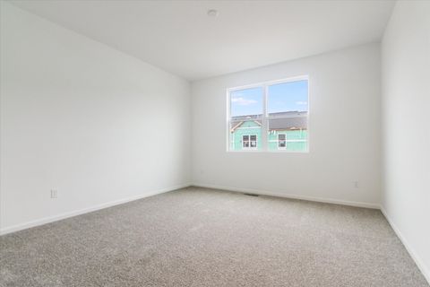 Tiny photo for 424 Comstock Road, South Elgin, IL 60177 (MLS # 12546700)