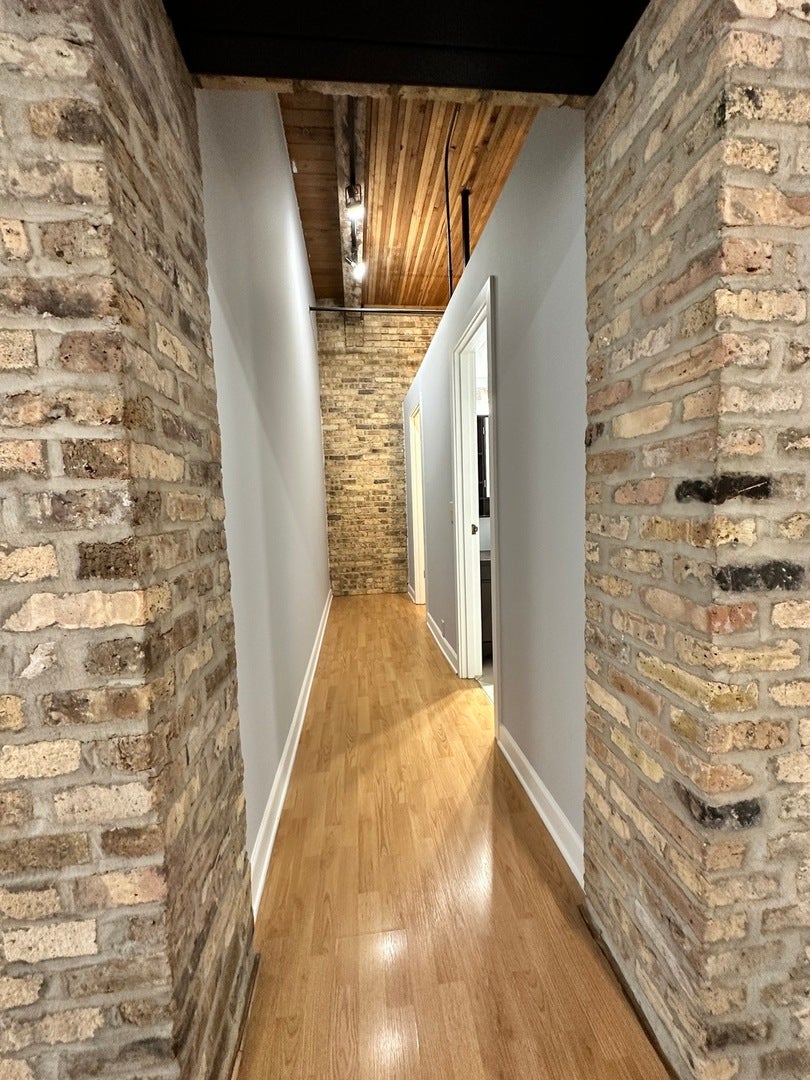 540 N LAKE SHORE Drive 201