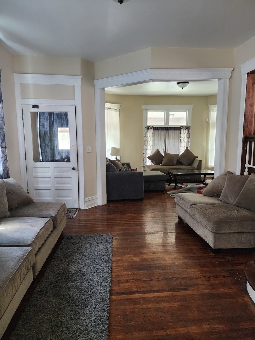 435 W Winneconna Parkway