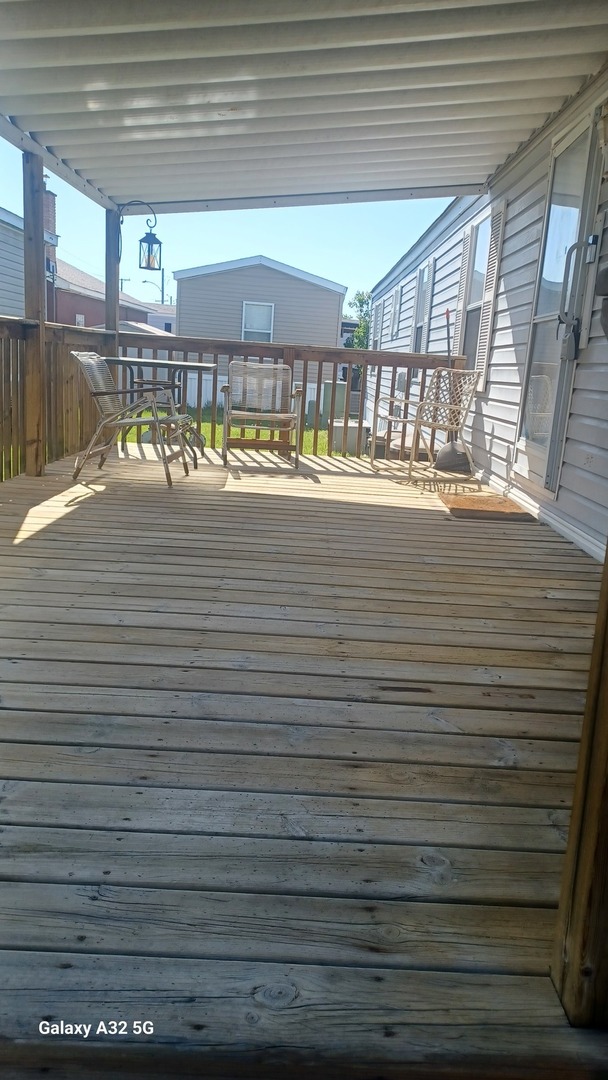 27W370 Geneva Road 125