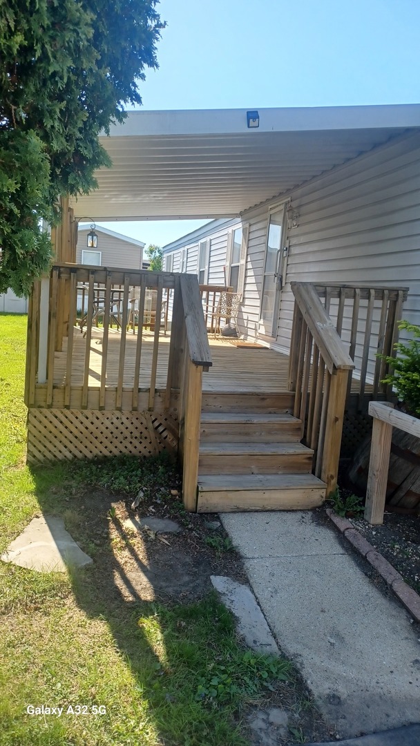 27W370 Geneva Road 125