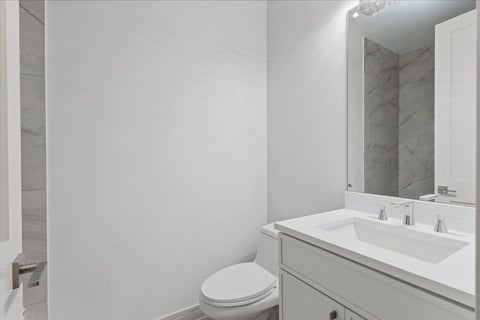 Tiny photo for 6414 N Francisco Avenue #1R, Chicago, IL 60645 (MLS # 12770833)
