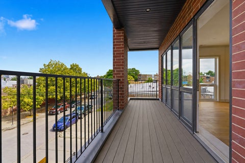 Tiny photo for 6414 N Francisco Avenue #1R, Chicago, IL 60645 (MLS # 12770833)