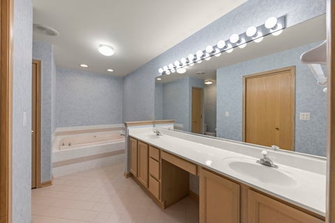 Tiny photo for 207 Ashley Way, Bloomingdale, IL 60108 (MLS # 12733754)