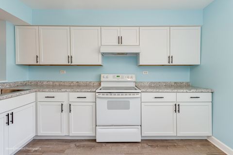 Tiny photo for 450 N Main Street #S307A, Wauconda, IL 60084 (MLS # 12390250)