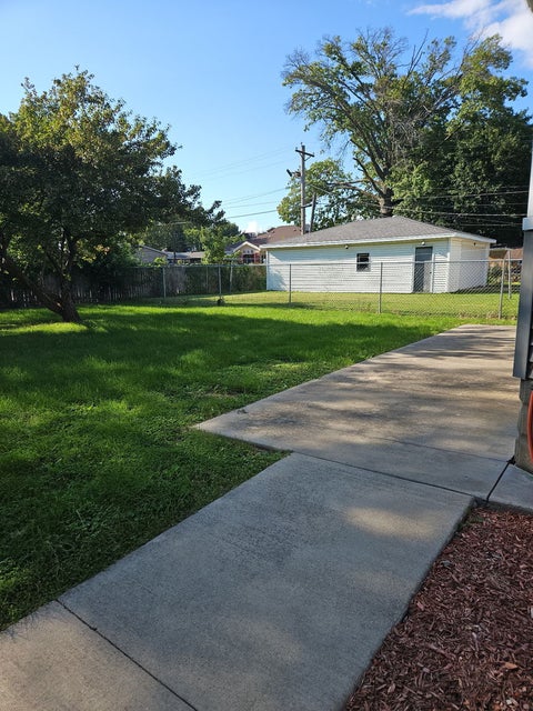 Tiny photo for 708 Henry Street, Peru, IL 61354 (MLS # 12742253)