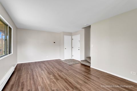 Tiny photo for 2506 Algonquin Road #18, Rolling Meadows, IL 60008 (MLS # 12637636)
