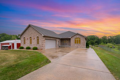 Tiny photo for 25611 S Blackberry Lane, Channahon, IL 60410 (MLS # 12426987)