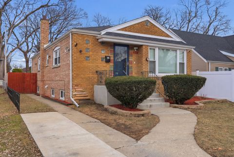 Tiny photo for 14111 S State Street, Riverdale, IL 60827 (MLS # 12584448)