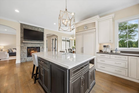 Tiny photo for 1561 Hawthorne Lane, Wheaton, IL 60189 (MLS # 12769651)