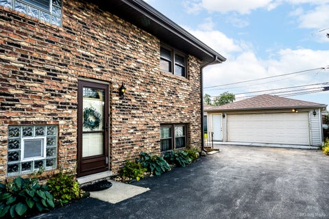 Tiny photo for 8326 S 78th Avenue, Bridgeview, IL 60455 (MLS # 12740790)
