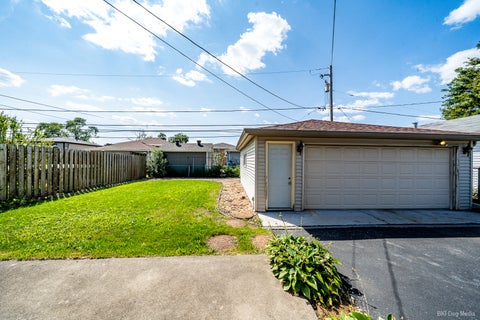 Tiny photo for 8326 S 78th Avenue, Bridgeview, IL 60455 (MLS # 12740790)