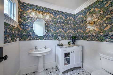 Tiny photo for 615 Easton Avenue, Geneva, IL 60134 (MLS # 12496159)