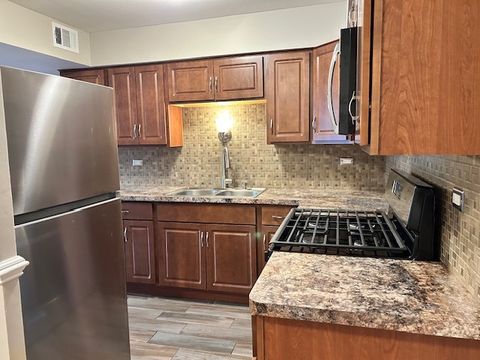 Tiny photo for 10437 Natoma Avenue #6, Chicago Ridge, IL 60415 (MLS # 12484703)