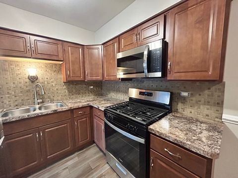 Tiny photo for 10437 Natoma Avenue #6, Chicago Ridge, IL 60415 (MLS # 12484703)