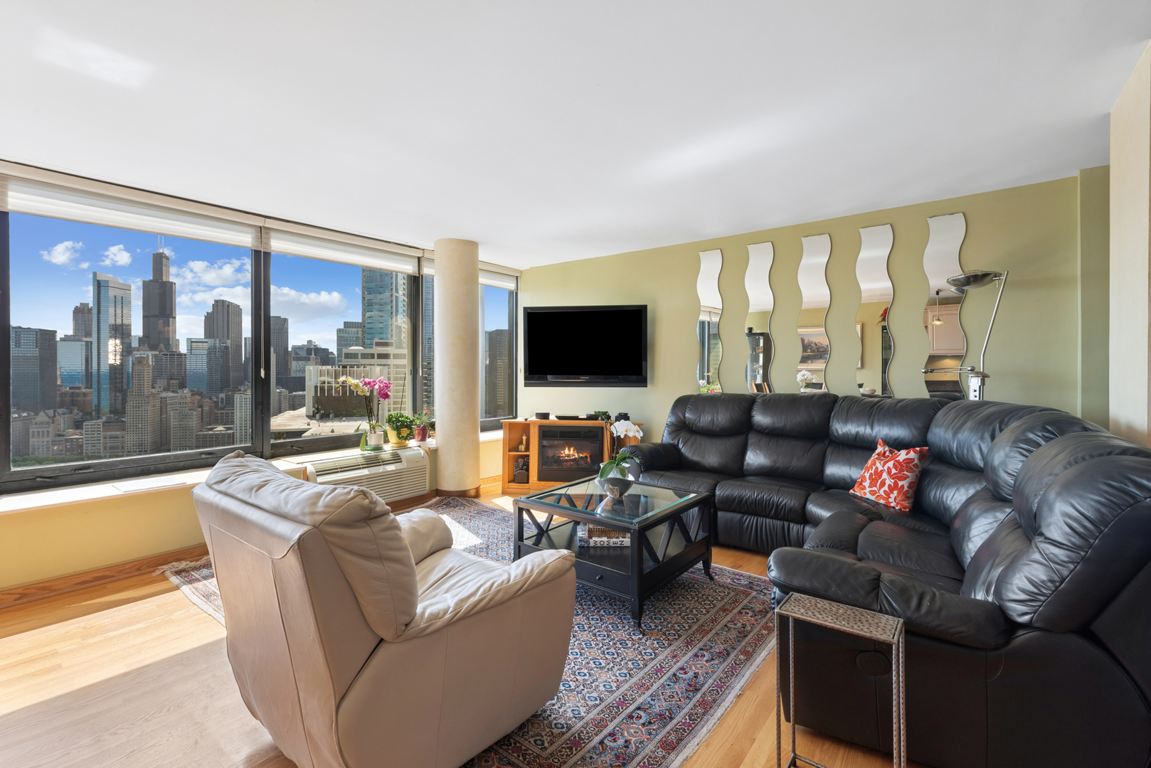 155 N Harbor Drive 4101-4102
