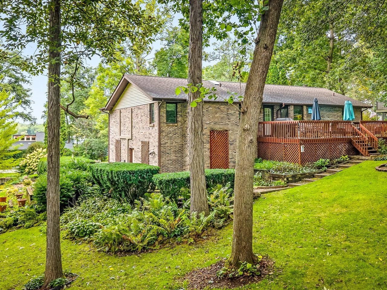 548 Baintree Road